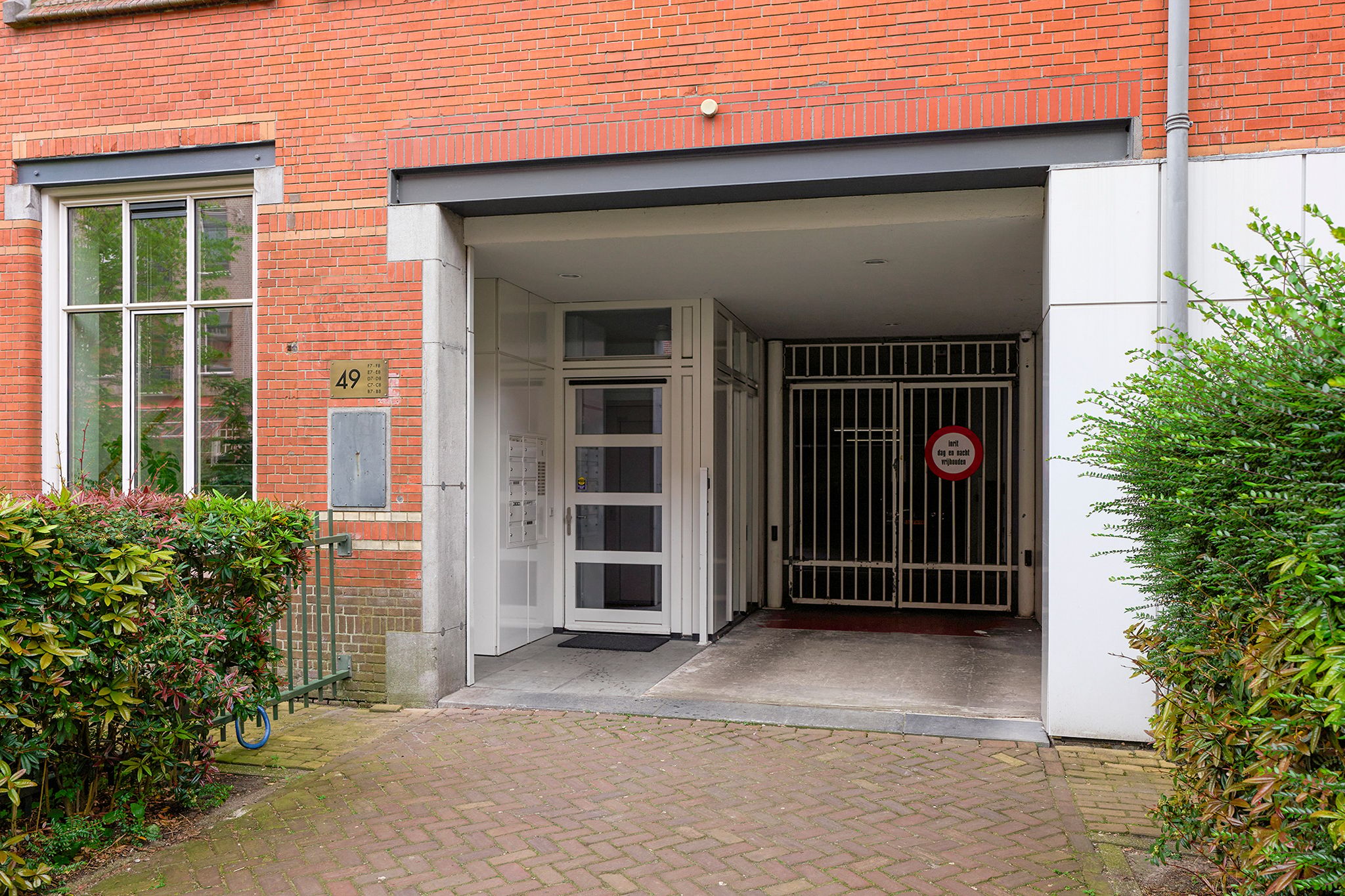 Foto 24 van Ruysdaelstraat 49-F8