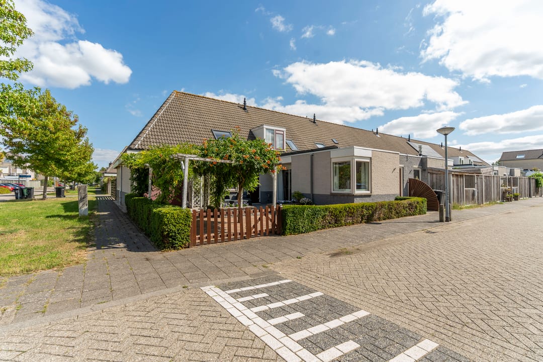 Photo 8 of Asterstraat 24