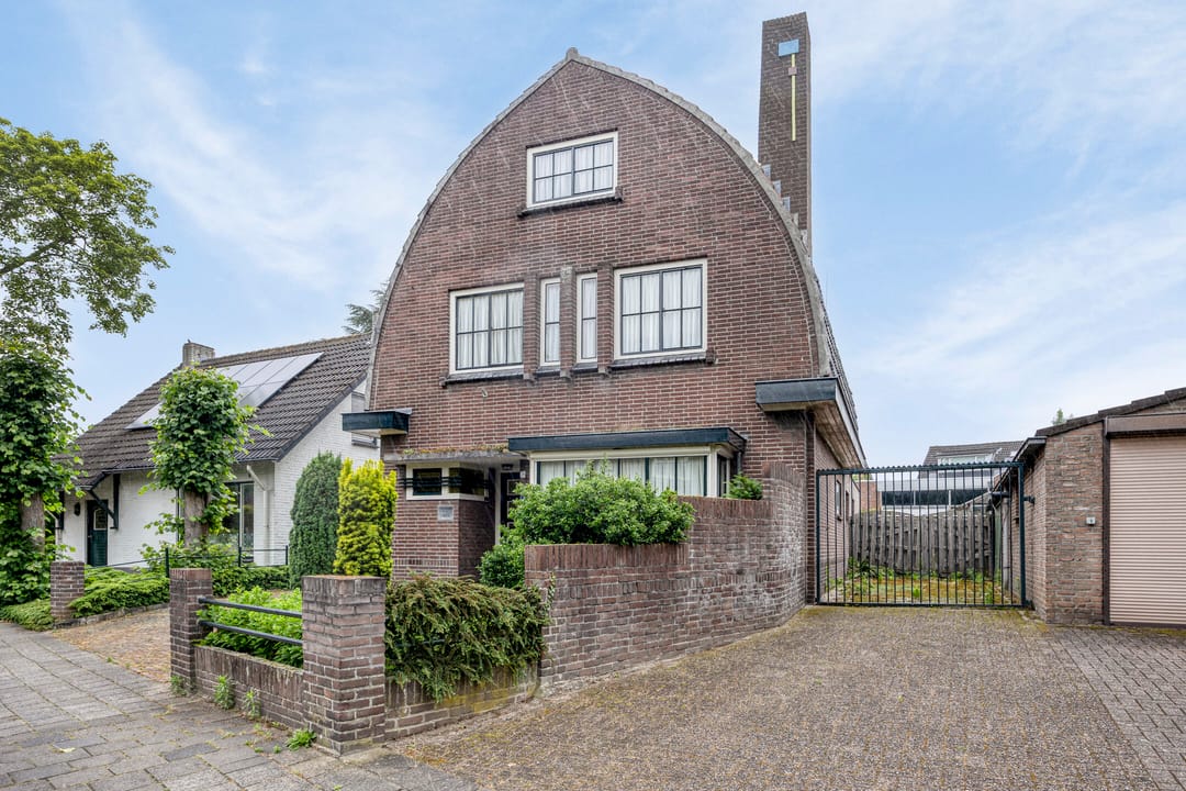 Photo 41 of Prior van Milstraat 26
