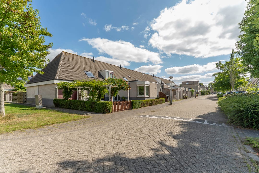 Photo 7 of Asterstraat 24