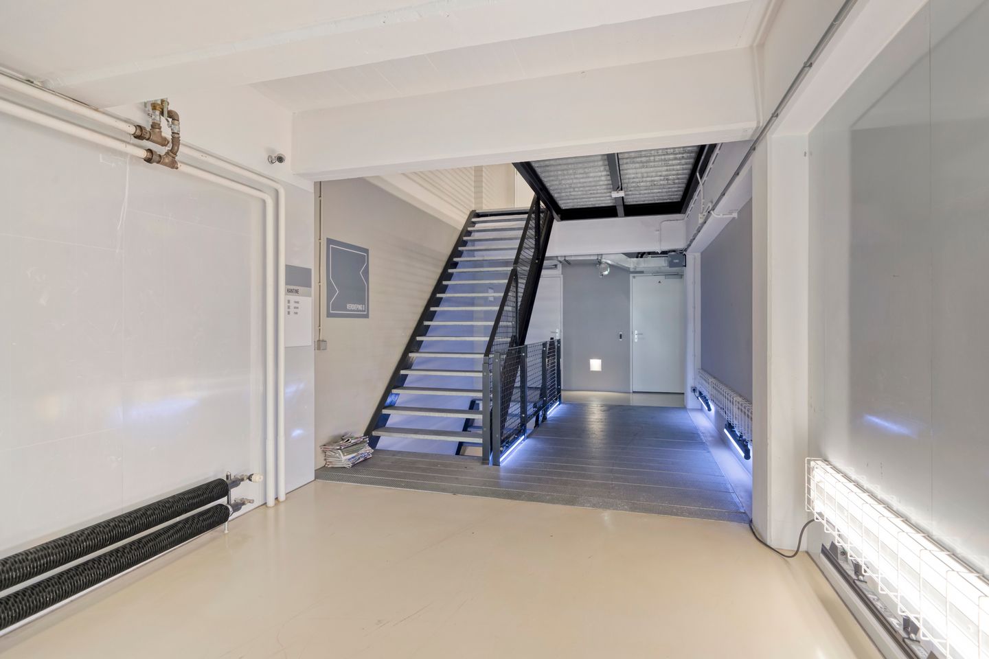 Bekijk foto 3 van Lloydstraat 21-Q
