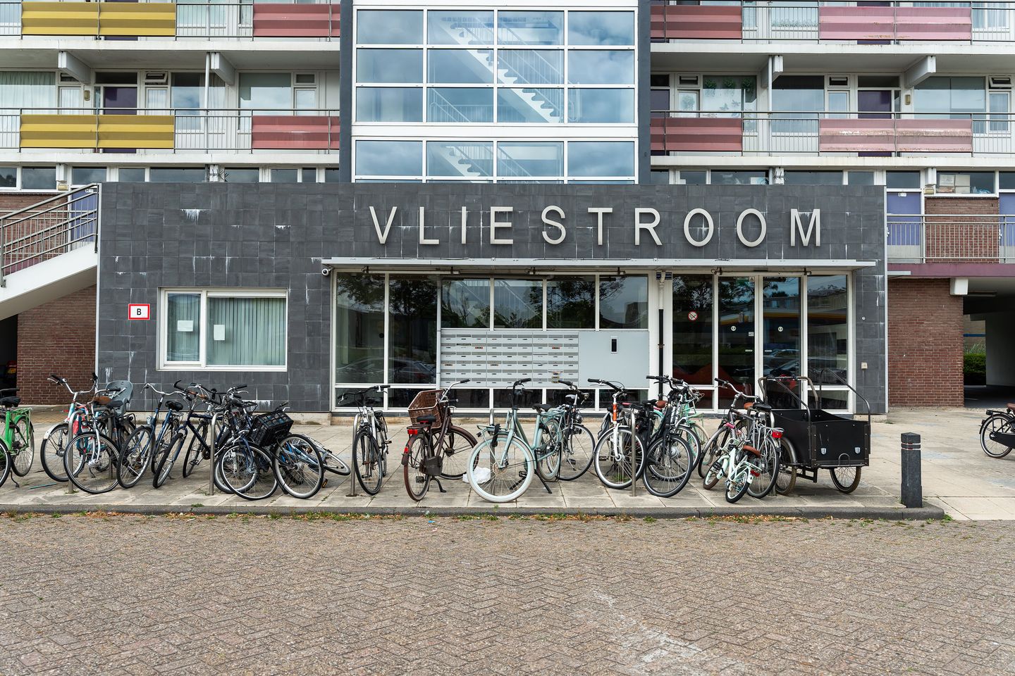 Photo 29 of Vliestroom 182