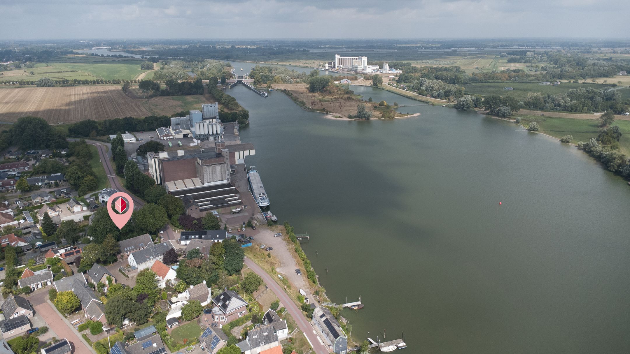 Photo 66 of Hoge Maasdijk 14