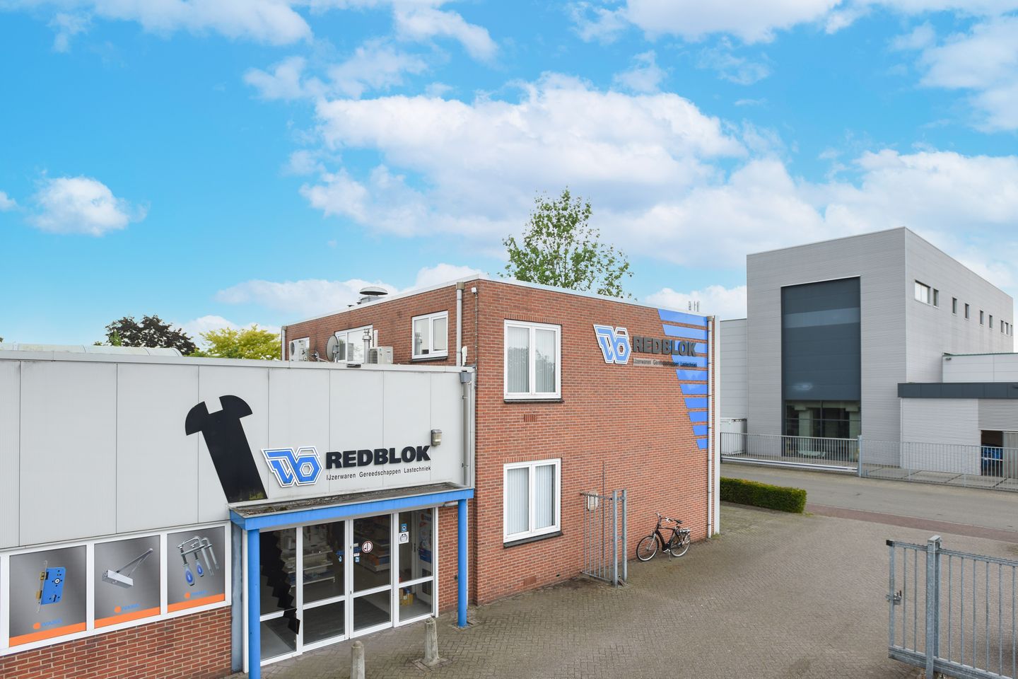 View photo 3 of Bellstraat 4