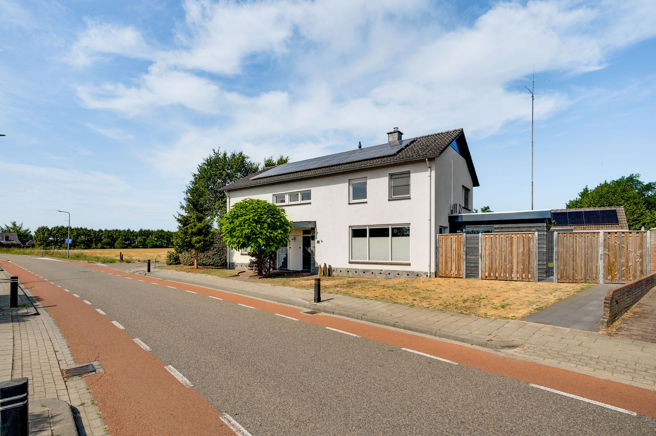 Photo 72 of Antoniusstraat 30