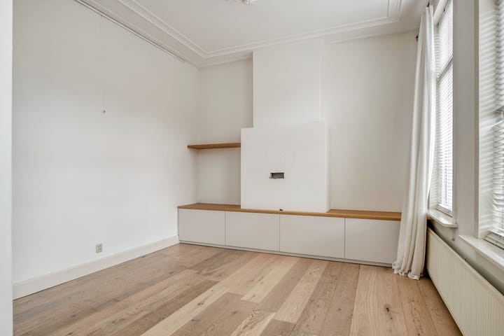 Foto 4 van Graaf Lodewijkstraat 106