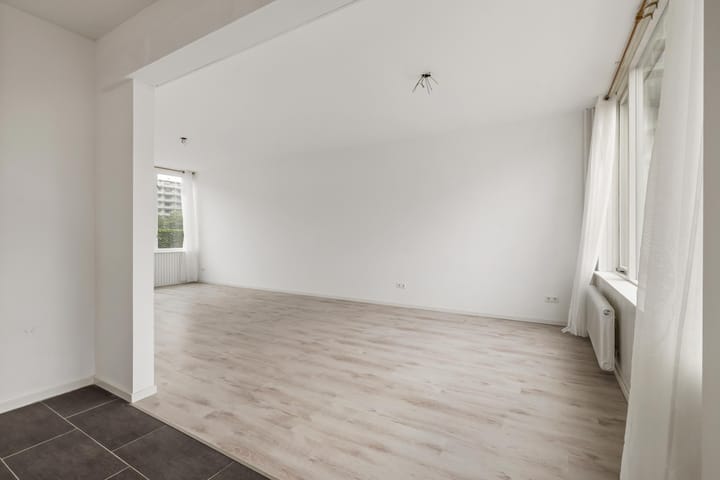 Tussenwoning te koop: Aalststraat 46, Breda