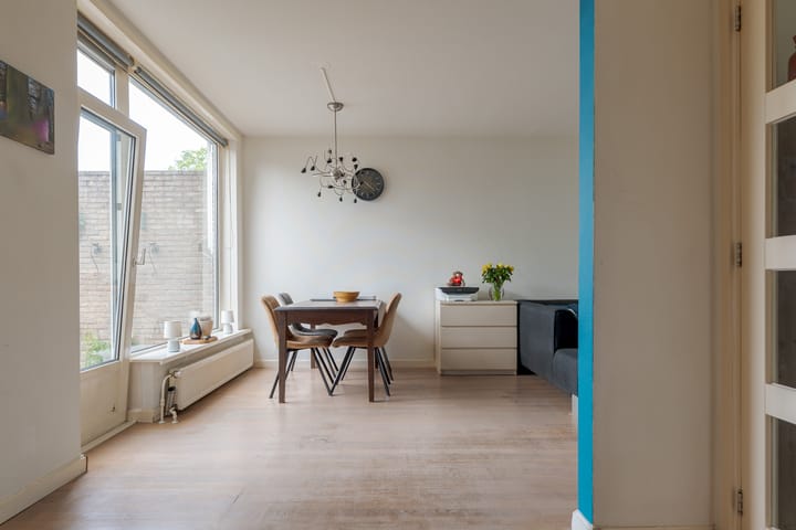 Tussenwoning te koop: Schepenlaan 11, Roden