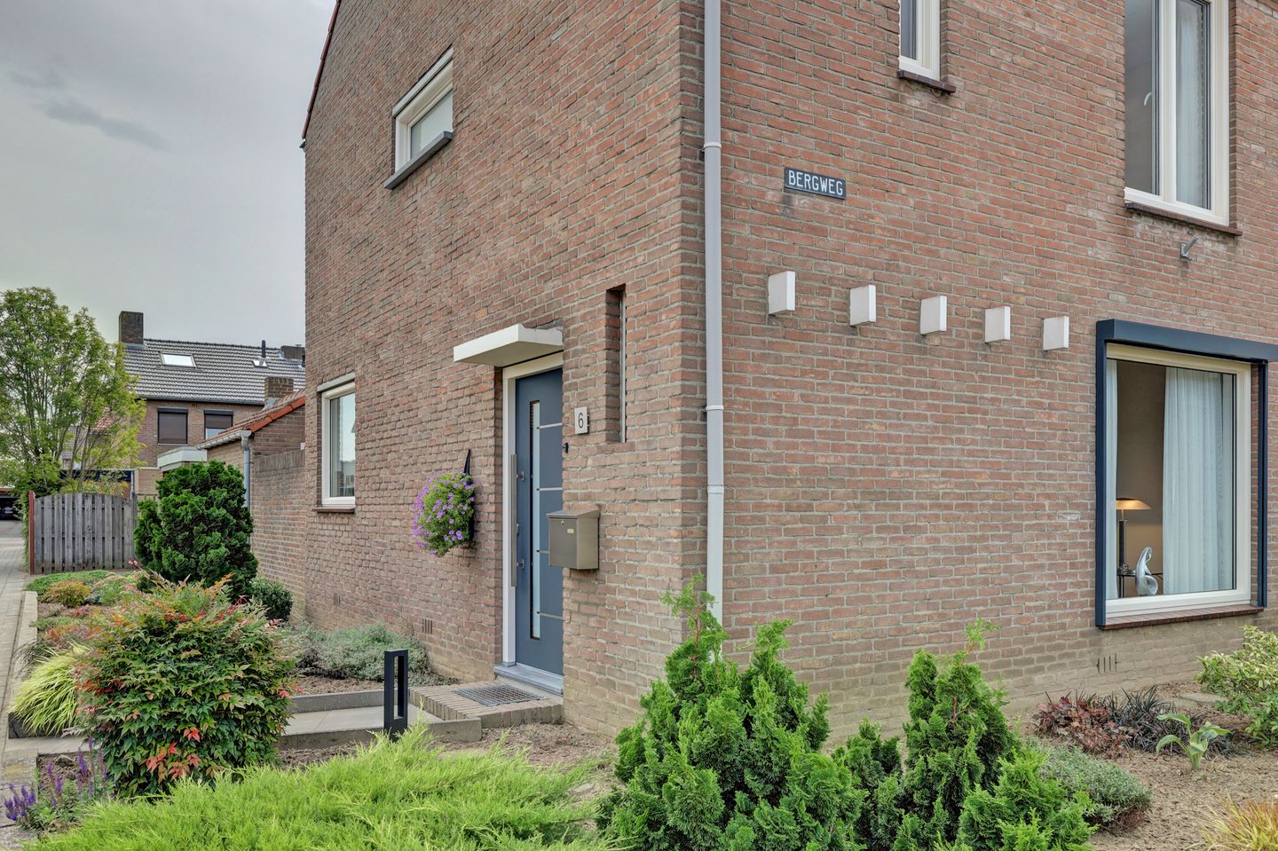 Photo 5 of Wilhelminastraat 6
