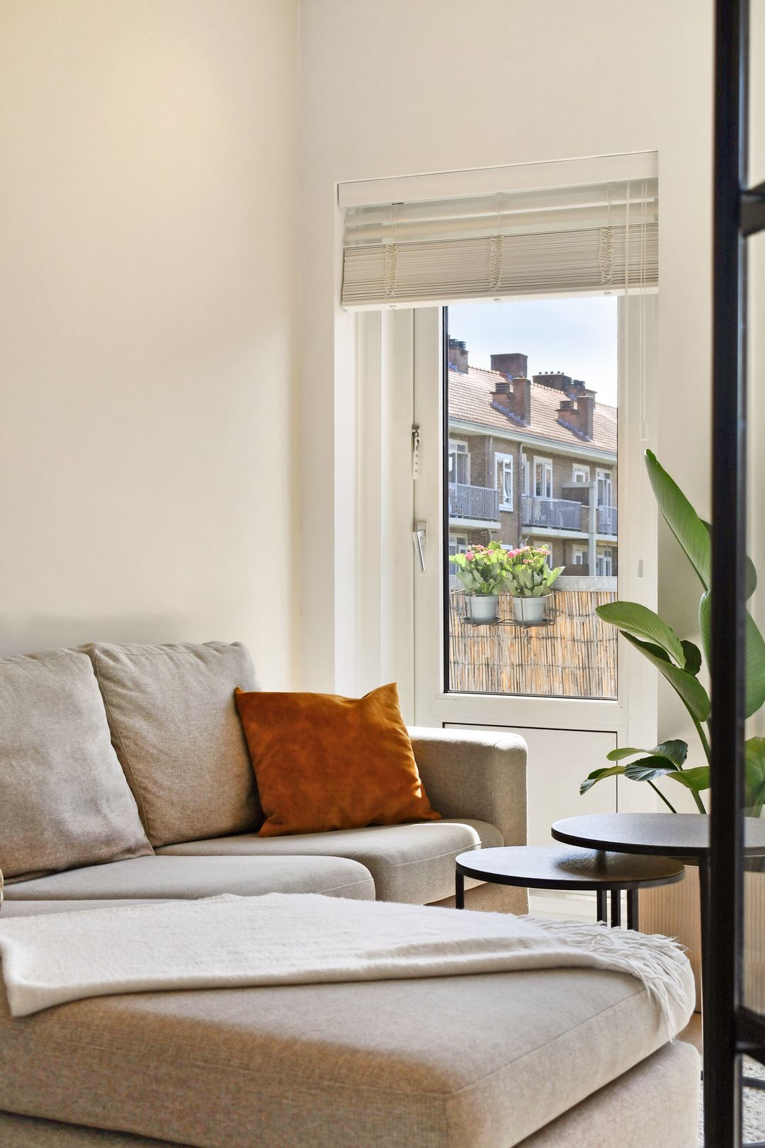 Photo 8 of Ariana Nozemanstraat 13-2