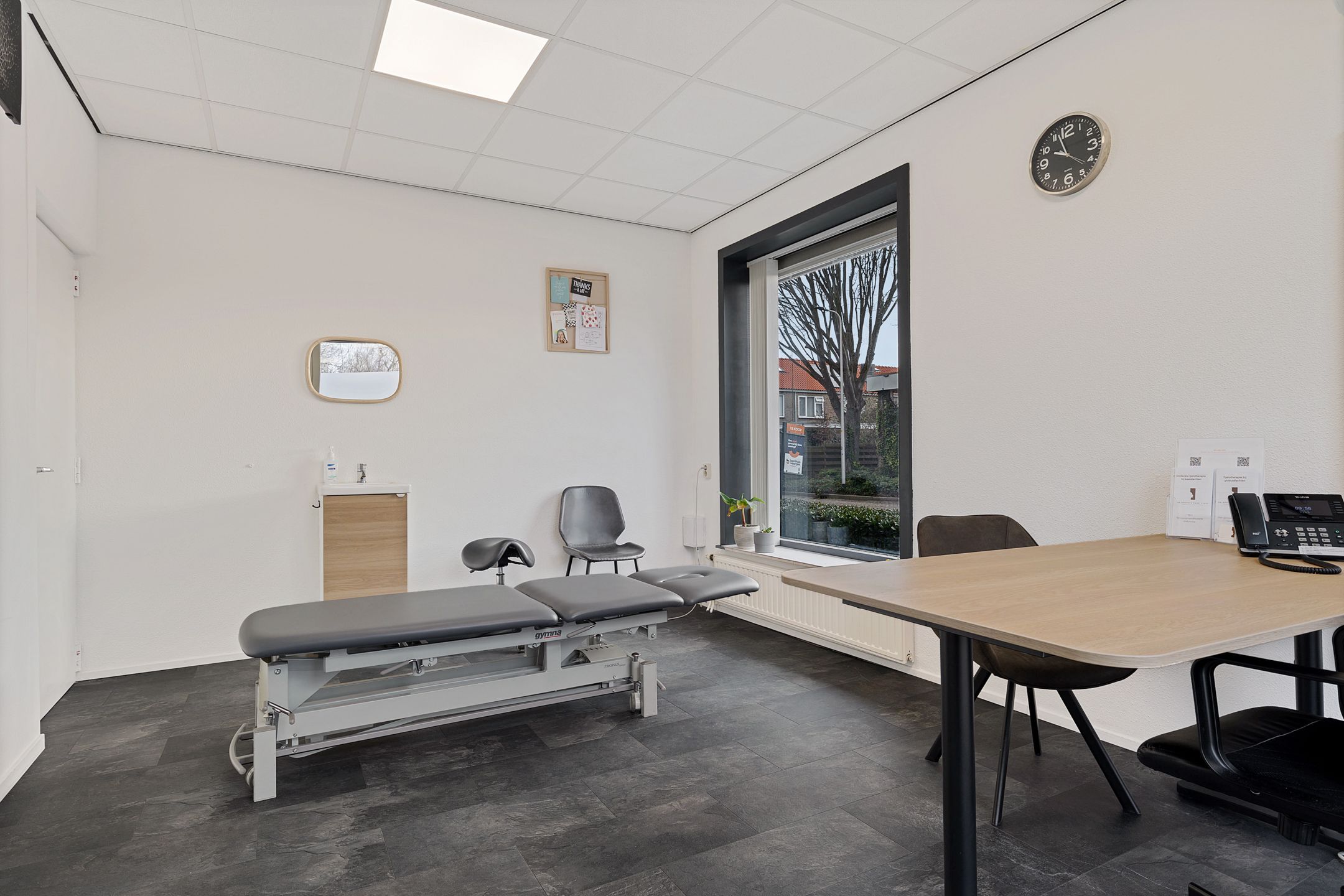 Photo 72 of Dr HAW van der Vechtlaan 32