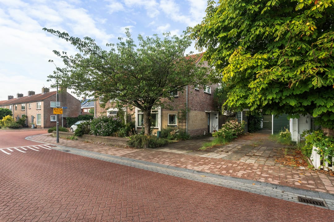 Photo 41 of Katwijkerweg 10