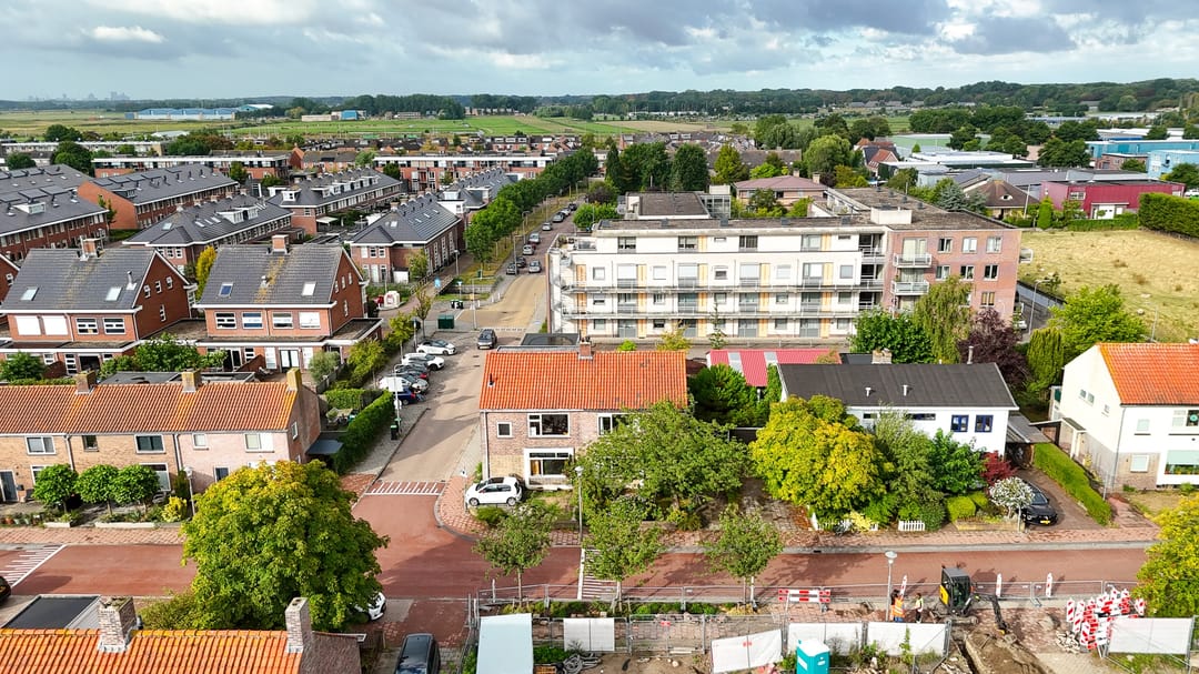 Photo 38 of Katwijkerweg 10