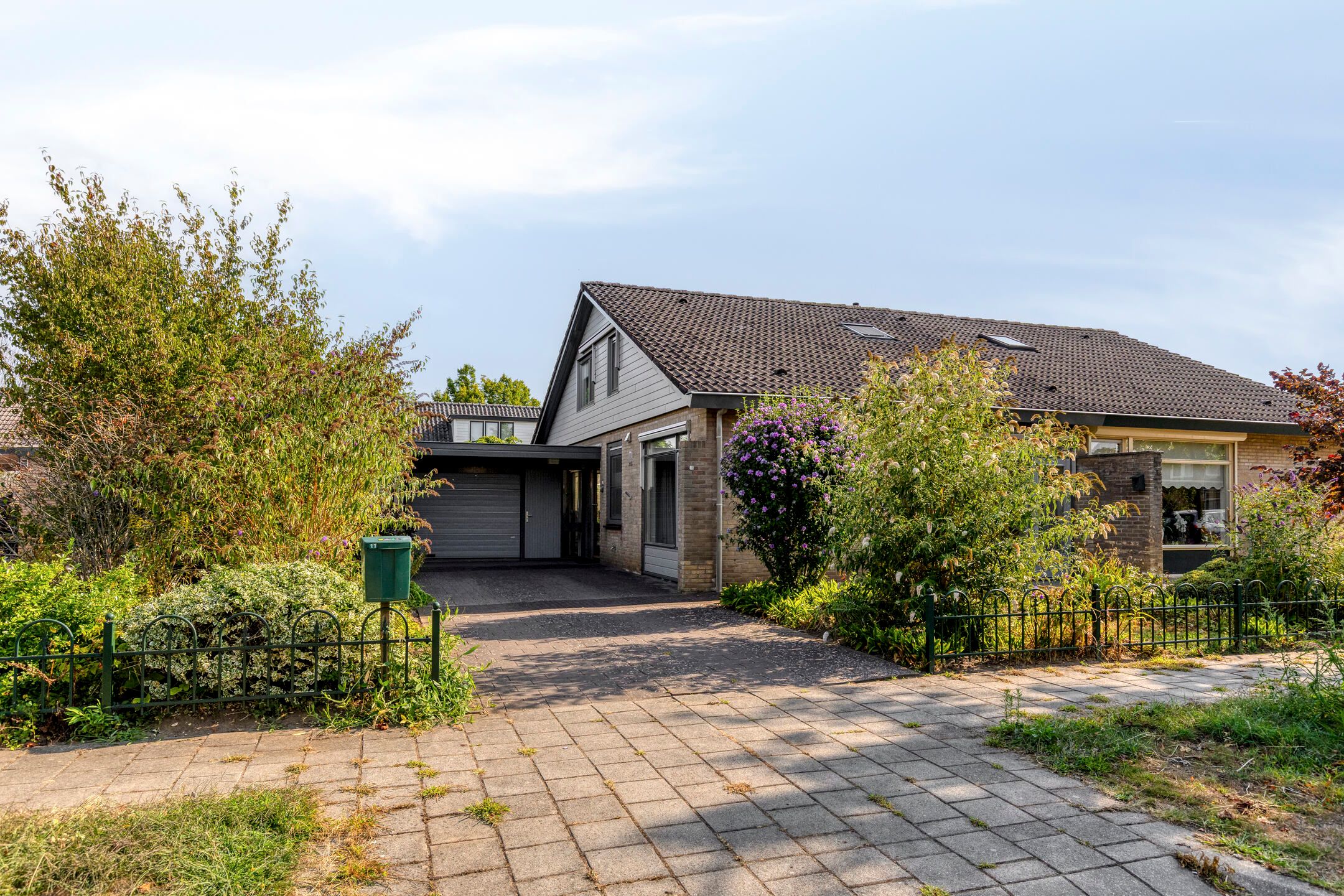 P van Vollenhovenlaan 11 