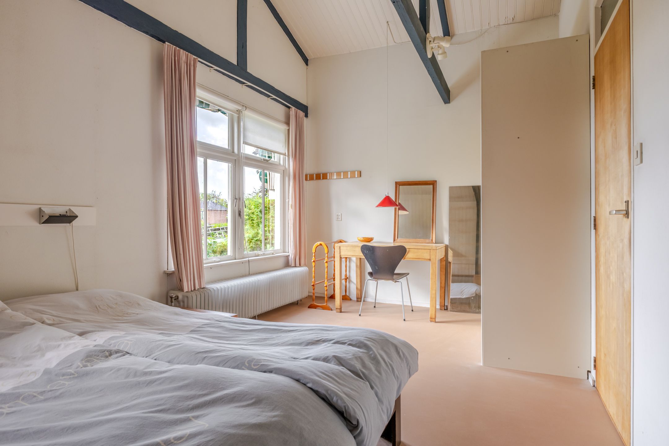 Photo 78 of Van Lyndenlaan 4