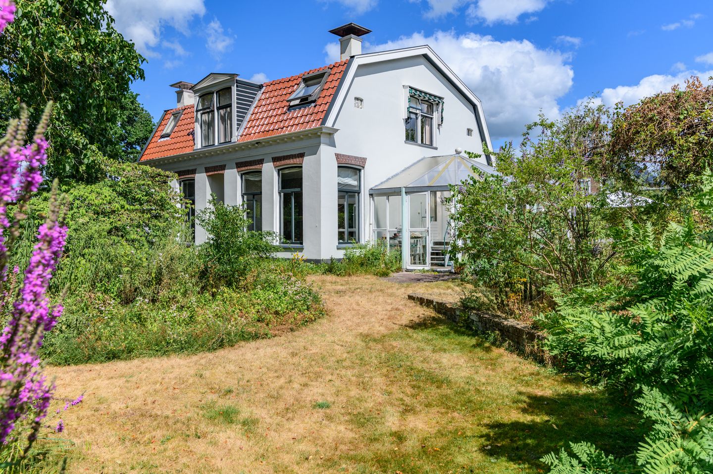 Photo 10 of Van Lyndenlaan 4