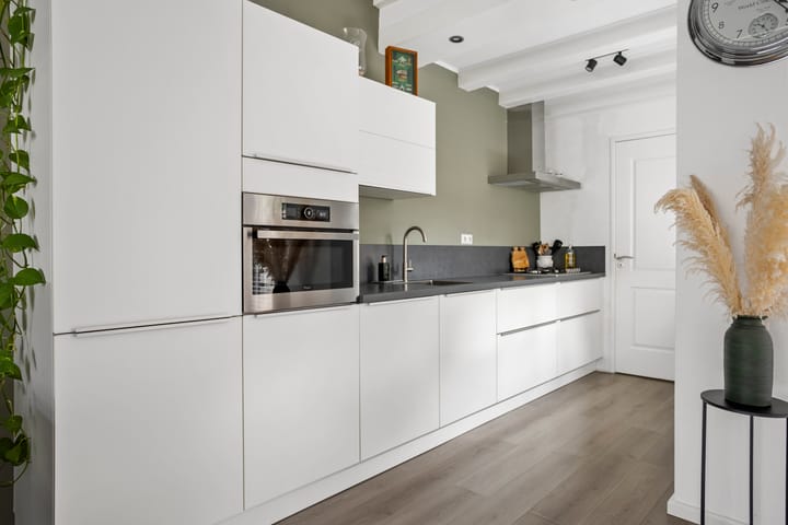 Tussenwoning te koop: Van Speykstraat 64, Capelle Aan Den Ijssel