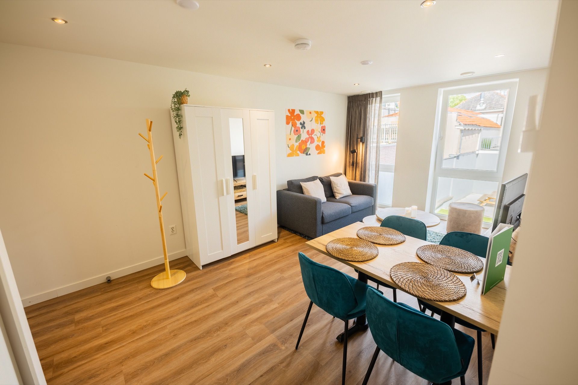 Photo 9 of Weerstraat 39-D