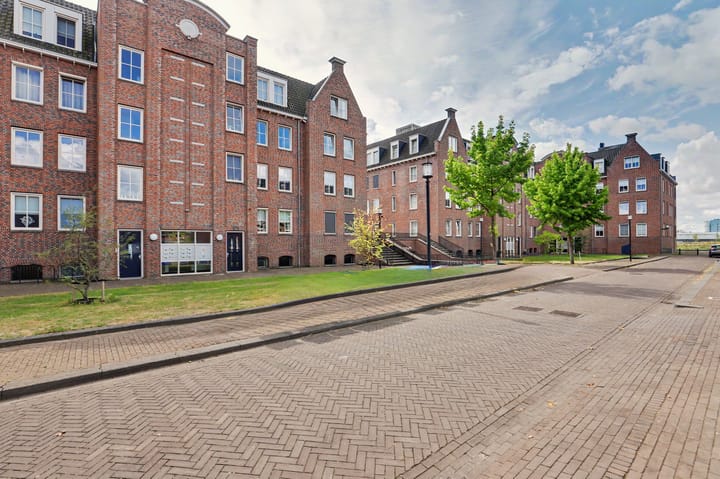 Photo 2 of Willem van Oranjestraat 67
