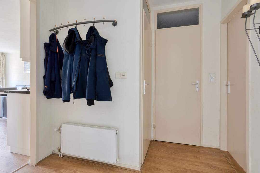 Photo 8 of J. van Oldenbarneveldtstraat 20