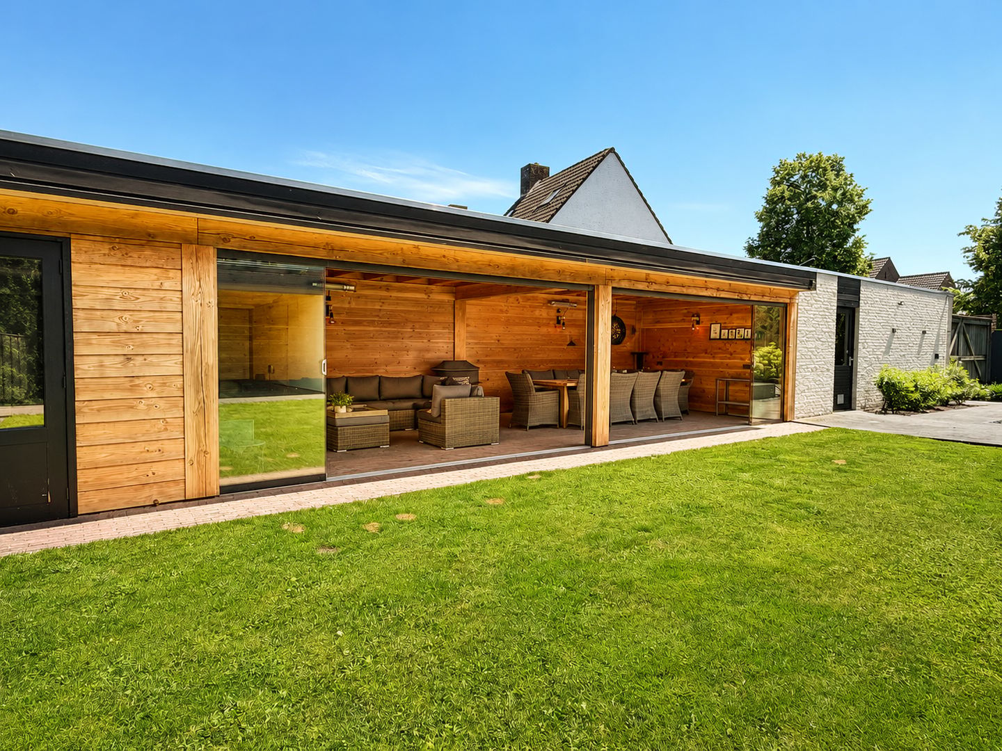Photo 35 of Dirk van Heinsbergstraat 11