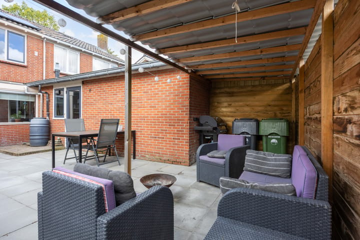 Tussenwoning te koop: Professor van Swindenstraat 14, Franeker