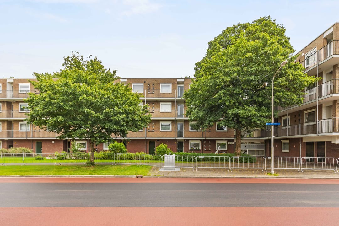 Foto 1 van Oostelijk Halfrond 71