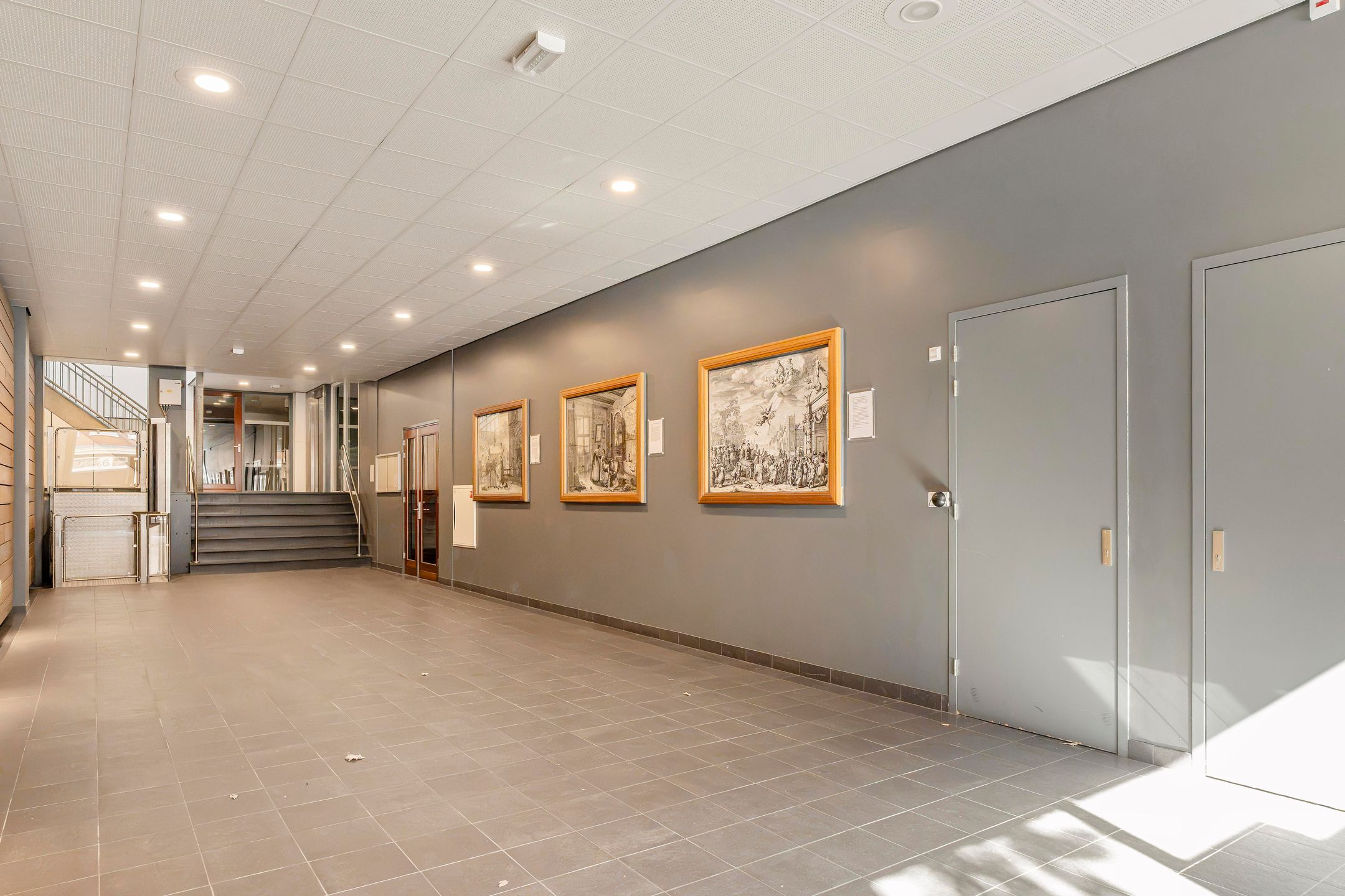 Photo 39 of Van Oldenbarneveldtstraat 54-T