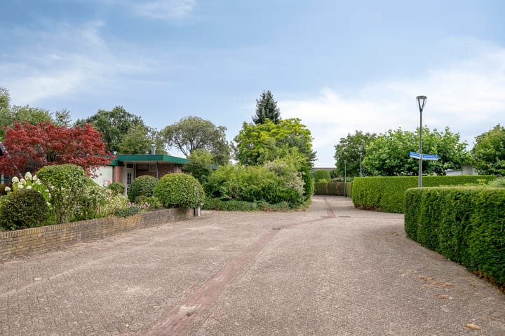 Vrijstaande woning te koop: Doornboomspark 15, Scherpenzeel (Ge)
