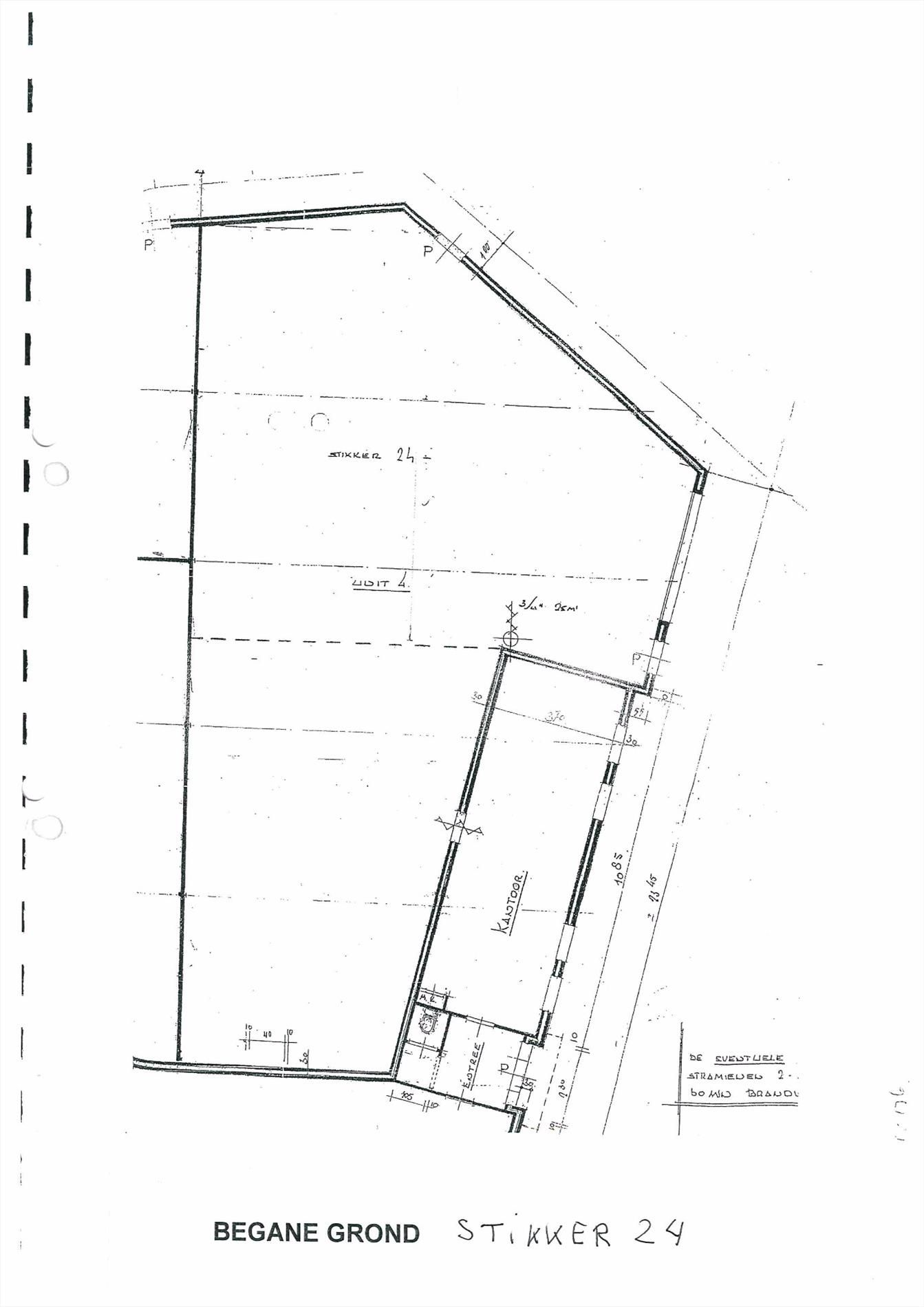 View photo 2 of Stikker 24