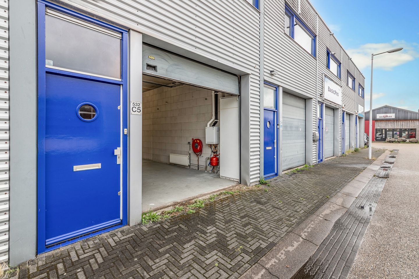 View photo 5 of Nieuwendammerdijk 532-C5