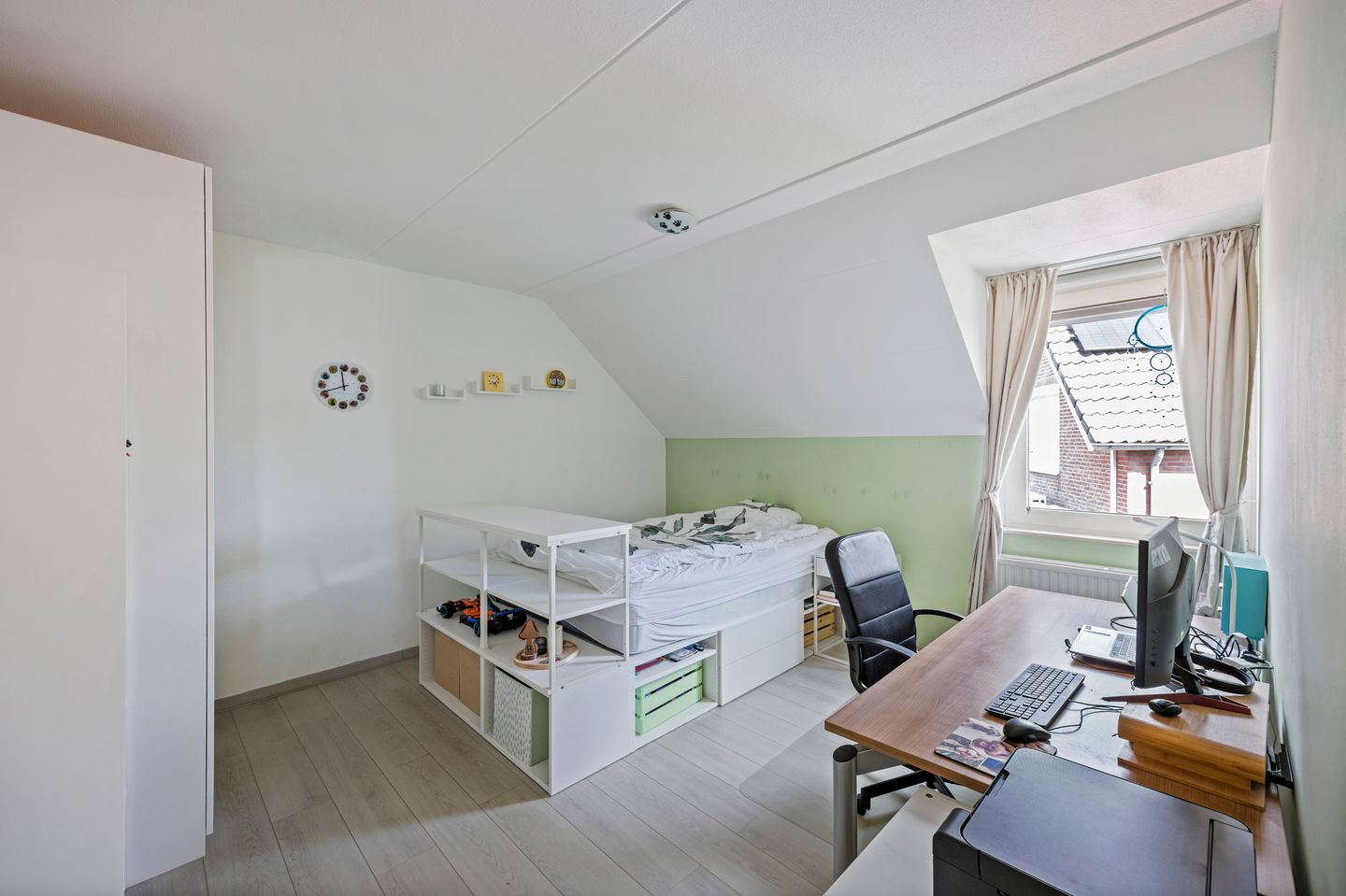 Foto 40 van Spoorstraat 4
