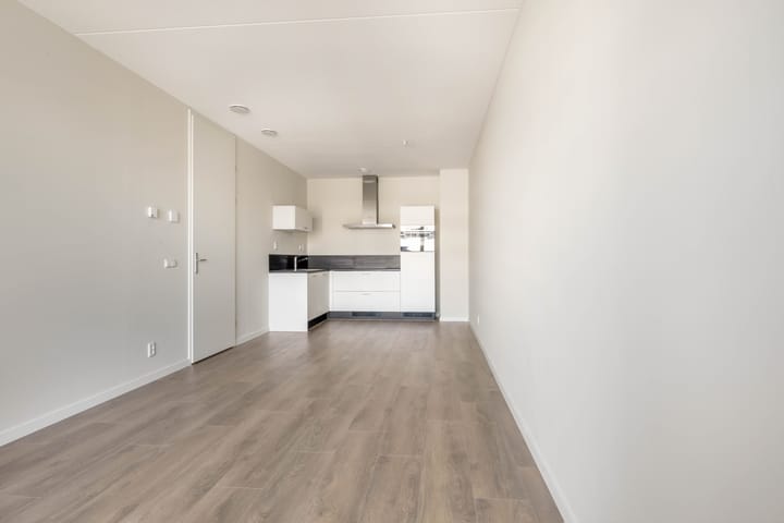 Foto 4 van Eiffelstraat 99
