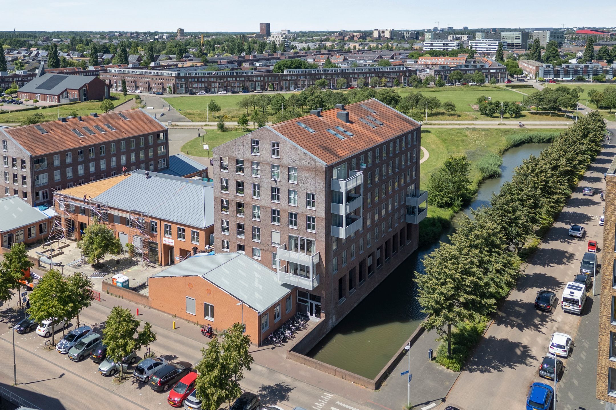 Photo 39 of Eerste Oosterparklaan 92-E