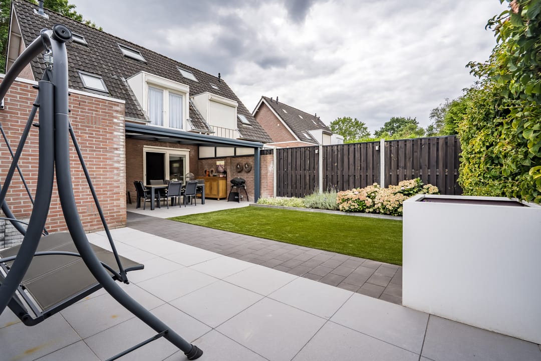 Foto 41 van Leliestraat 17
