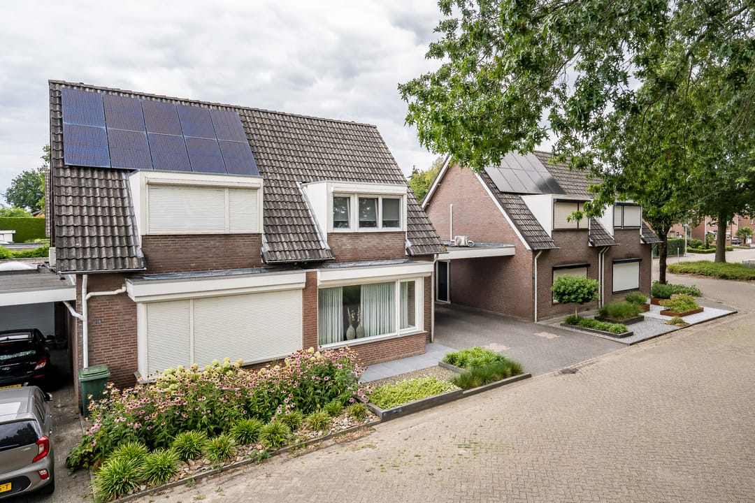 Foto 43 van Leliestraat 17
