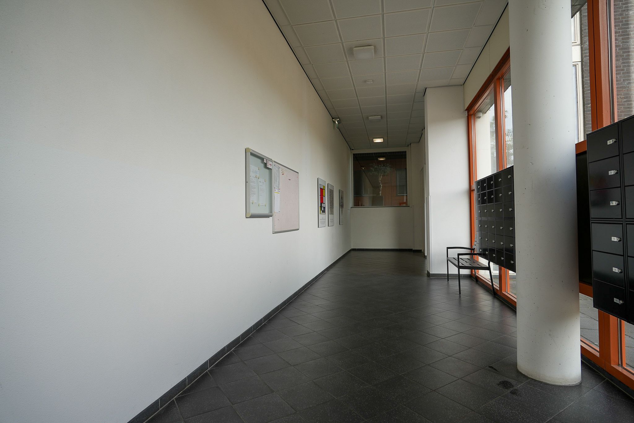 Foto 33 van De Klok 14