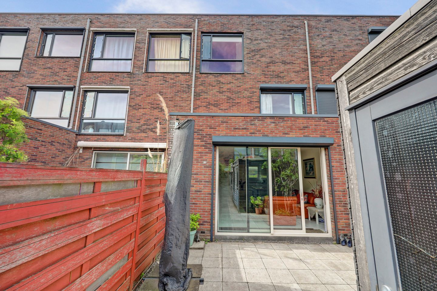 Photo 29 of Moltzerstraat 8