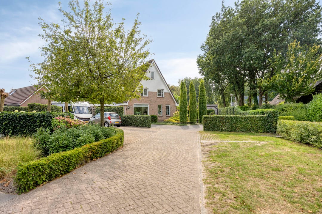 Foto 46 van Spoorlaan 7