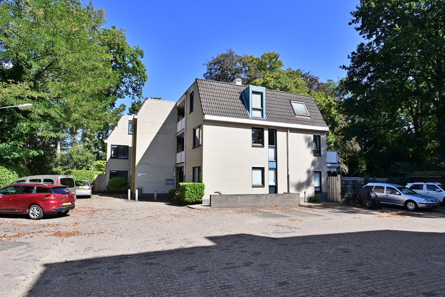Foto 1 van Utrechtseweg 13-21