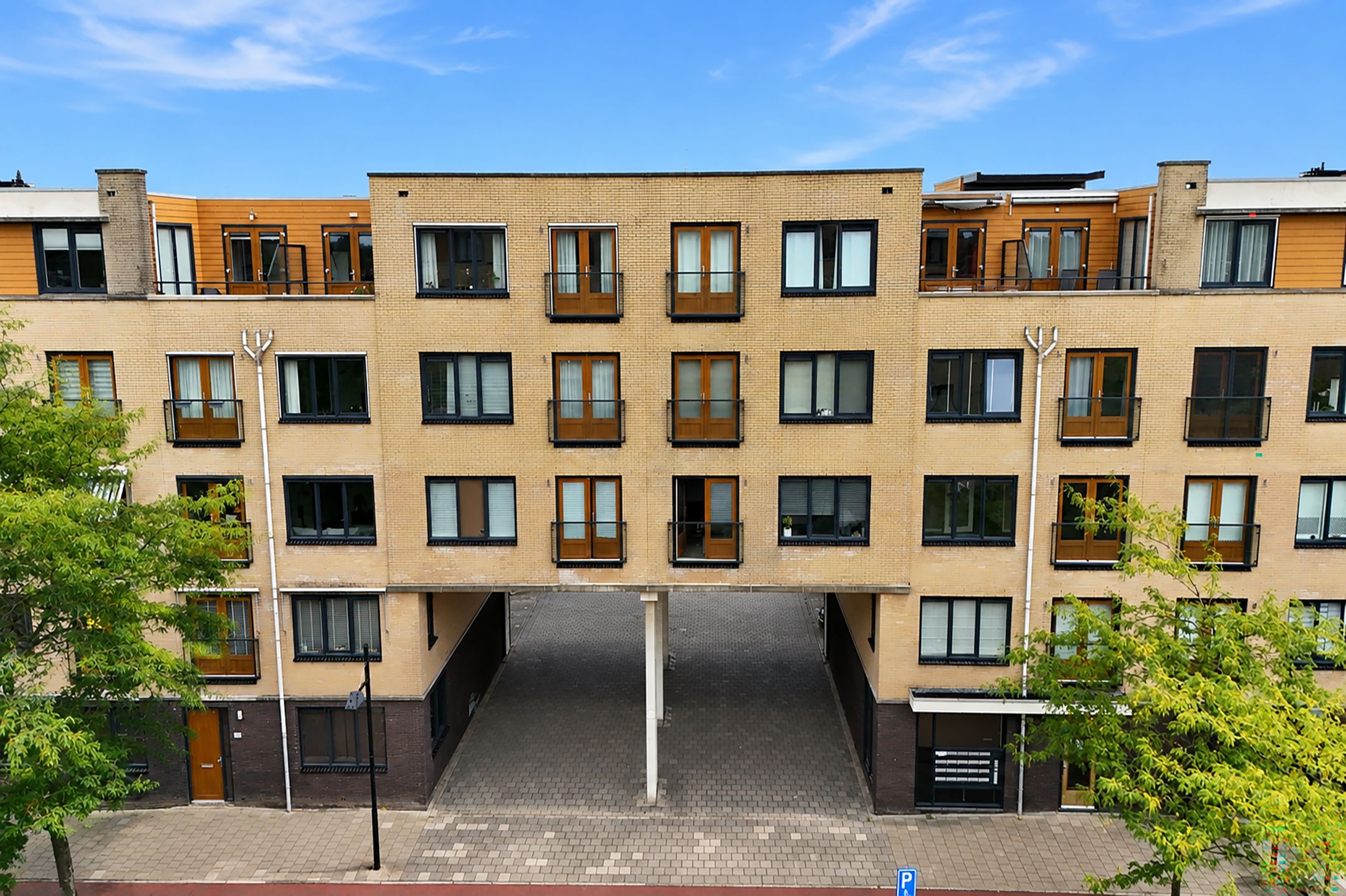 Foto 42 van Avenue Carré 184