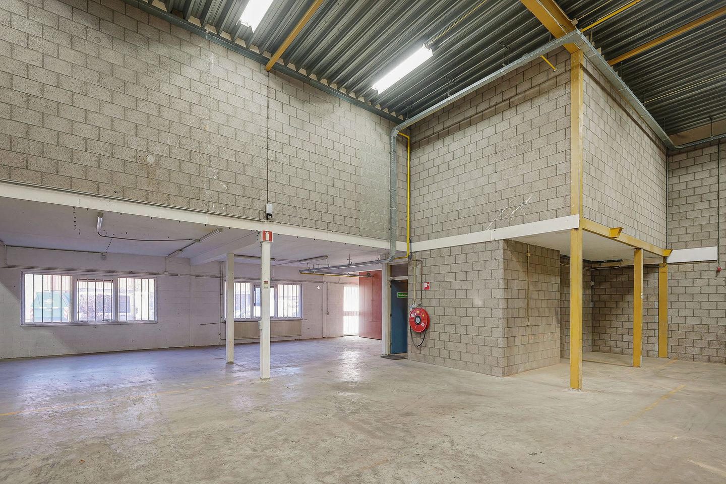 View photo 3 of Pieter Goedkoopweg 34