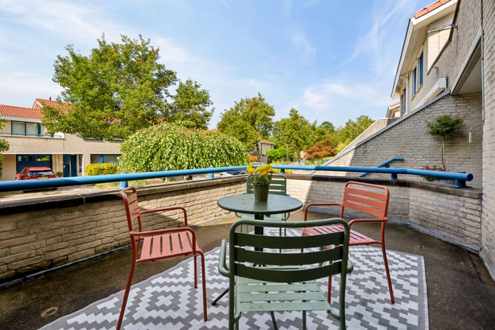 Tussenwoning te koop: Hazenakker 16, Houten