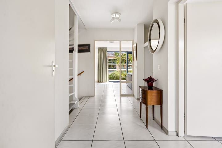 Tussenwoning te koop: Hazenakker 16, Houten