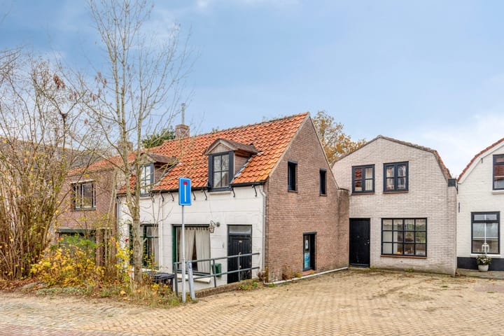 Photo 2 of P.C. Boutensstraat 6