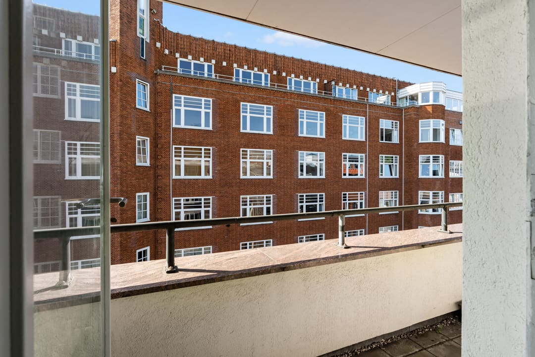 Photo 38 of Laan van Meerdervoort 25-P