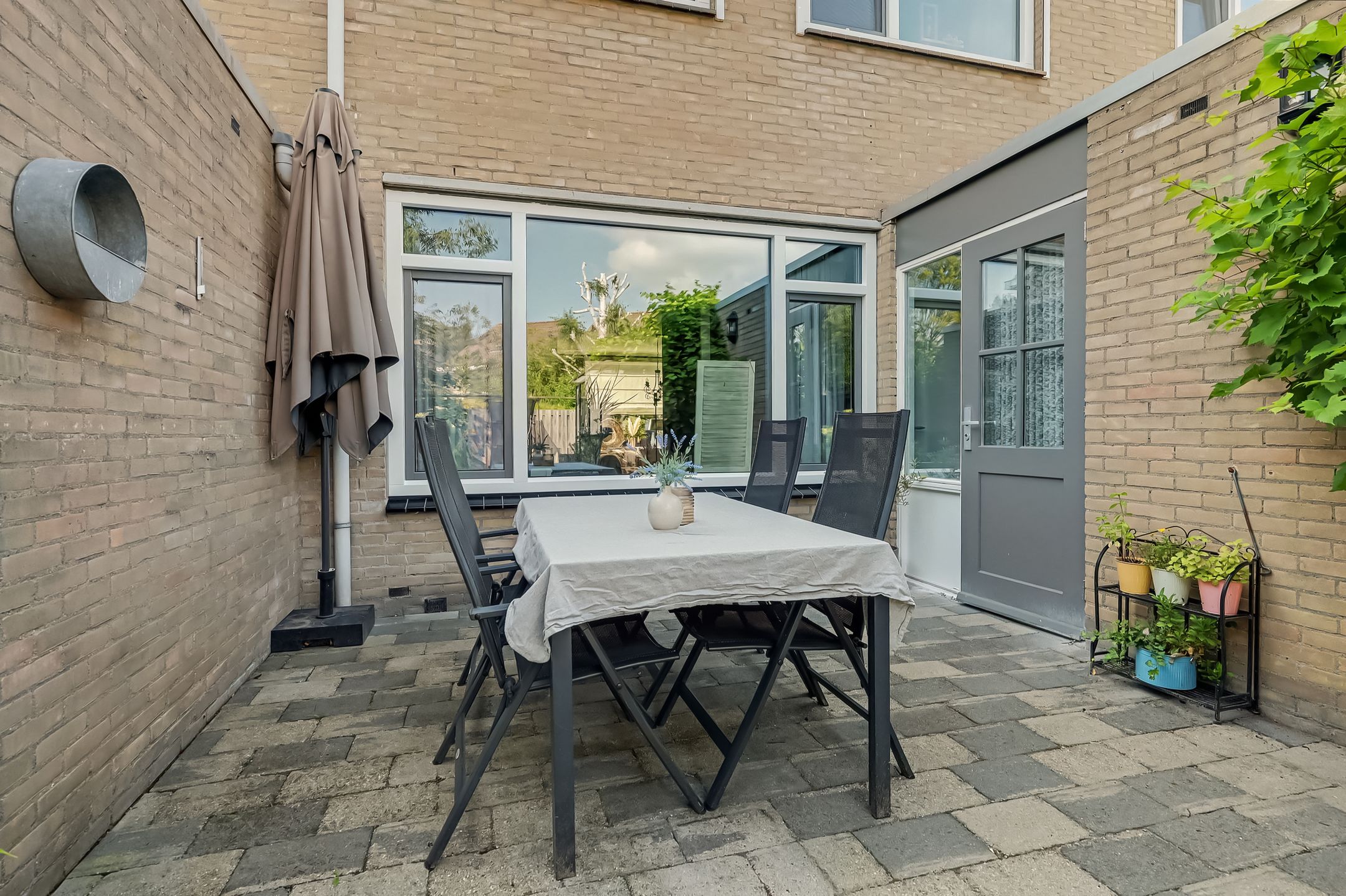 Foto 42 van Esdoornstraat 82