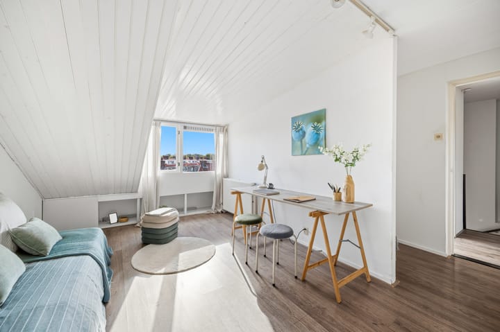 Appartement te koop: Prins Bernhardlaan 128, Voorburg