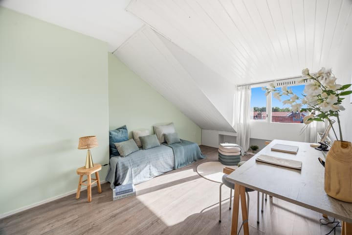 Appartement te koop: Prins Bernhardlaan 128, Voorburg