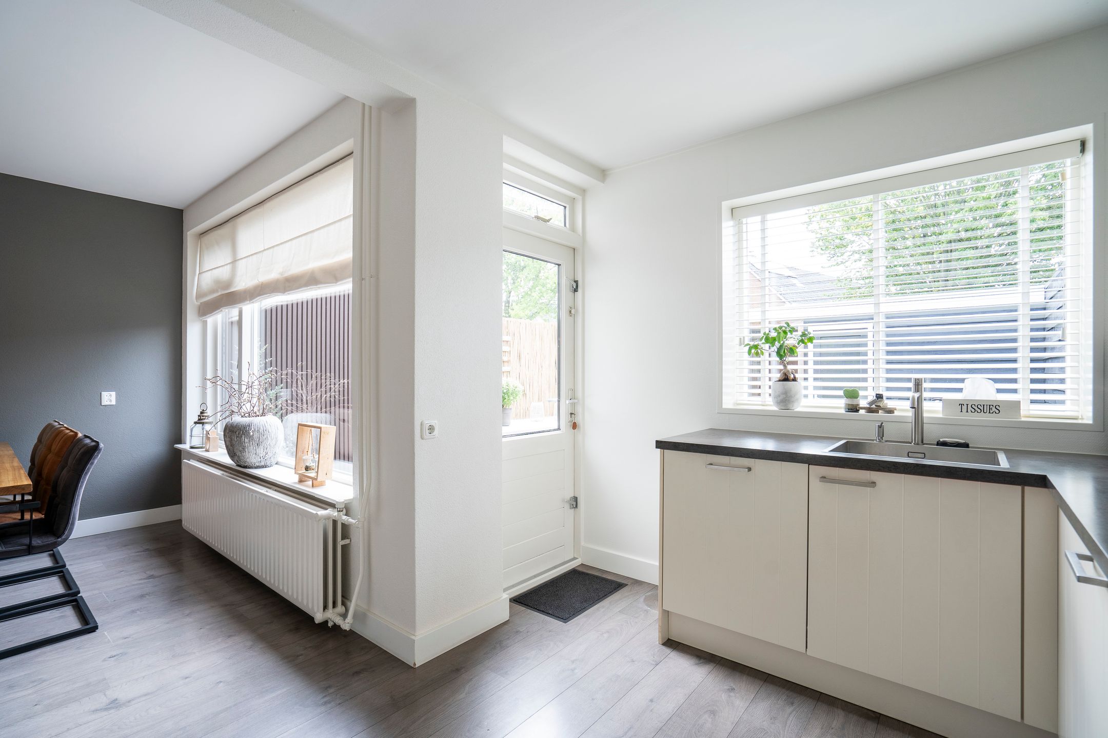 Photo 12 of Roemer Visscherstraat 23